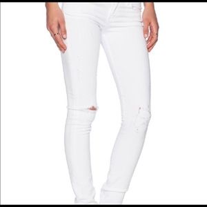 White ripped jeans skinny leg.